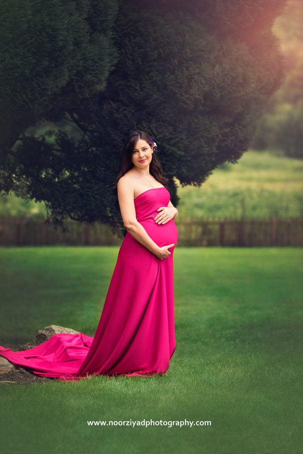 outdoor maternity session in amman